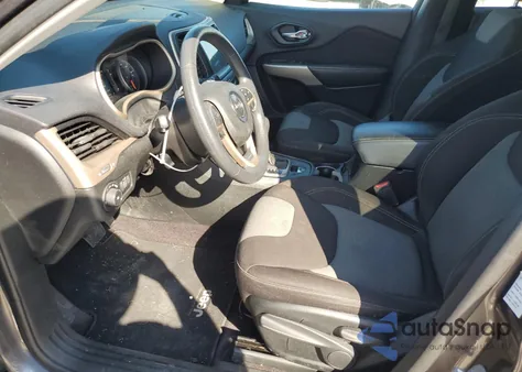 2018 Jeep Cherokee Latitude из США, поврежденный, VIN 1C4PJLCB6JD588006